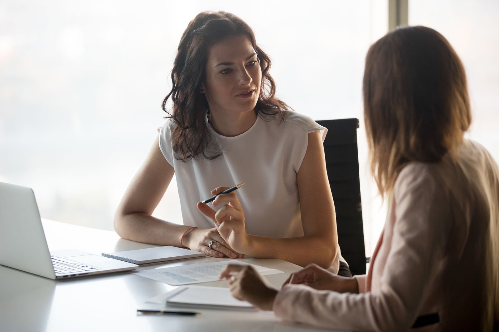 Loopbaancoach? Wat, waarom, kosten?  Alles over loopbaancoaching.